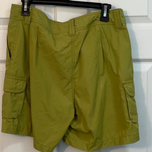 JONES NEW YORK SHORTS NWOT SIZE 12 - Picture 2 of 5